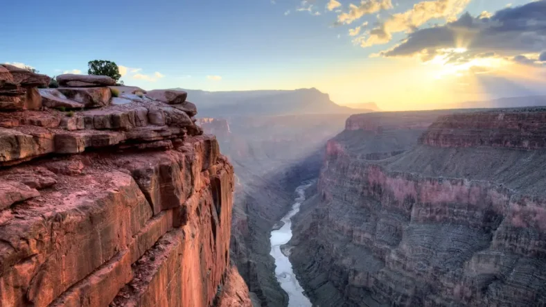 Eksplorasi Grand Canyon dan Aktivitas Outdoor Terbaik di Arizona